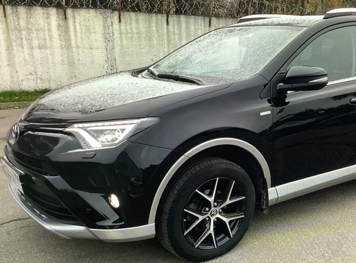 Toyota RAV4, 2016
