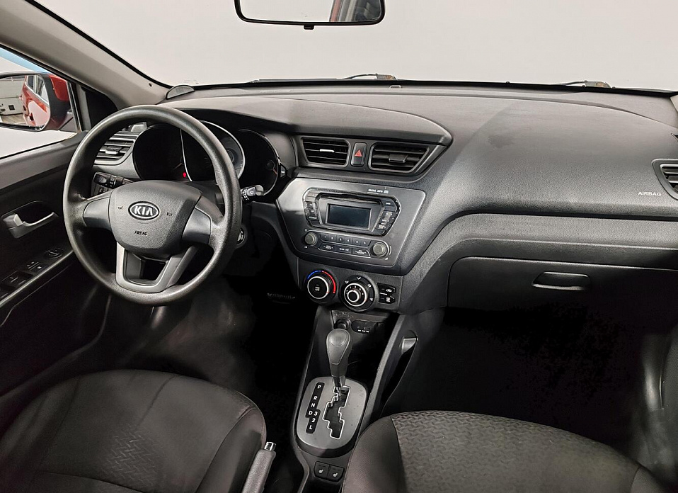 Kia Rio, III 4-speed 1.6 AT (123 л.с.)