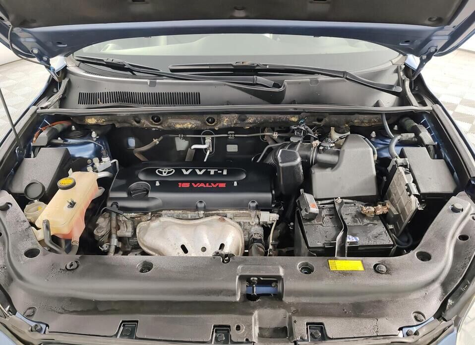 Toyota RAV4 2.0 AT (152 л.с.) 4WD