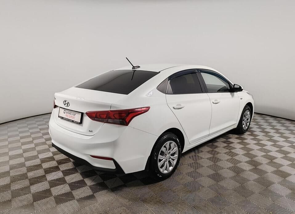 Hyundai Solaris, II 1.6 AT (123 л.с.)