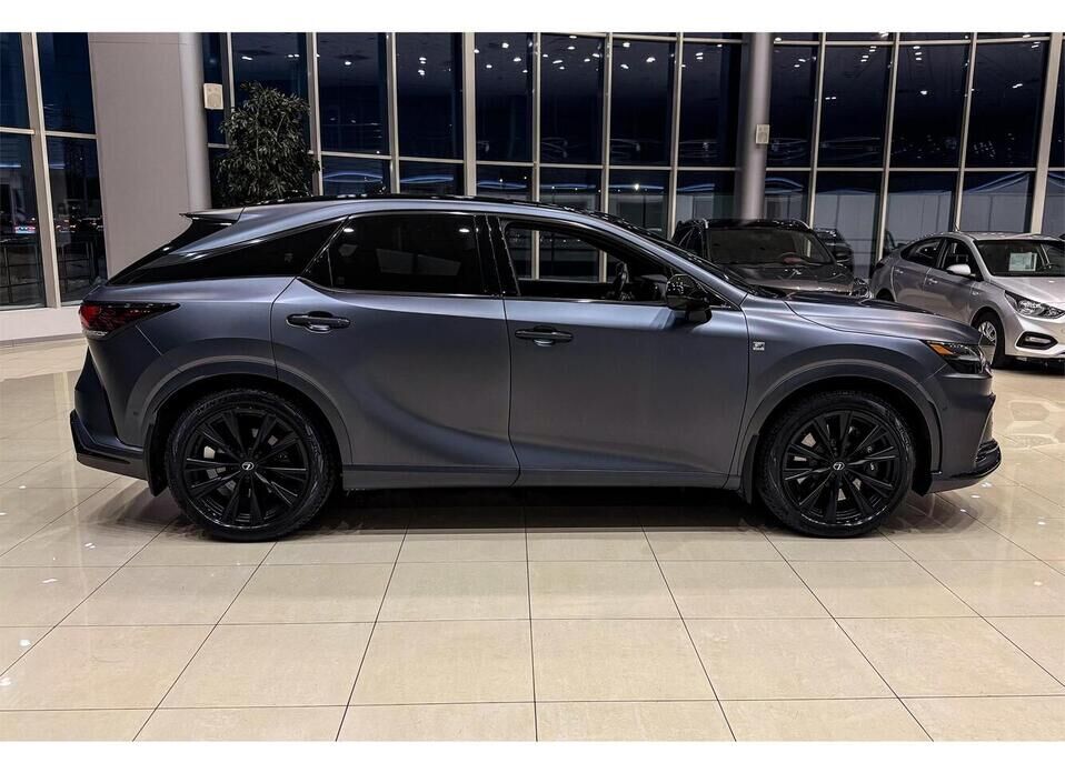 Lexus RX, V 500h 2.4hyb AT (371 л.с.) 4WD