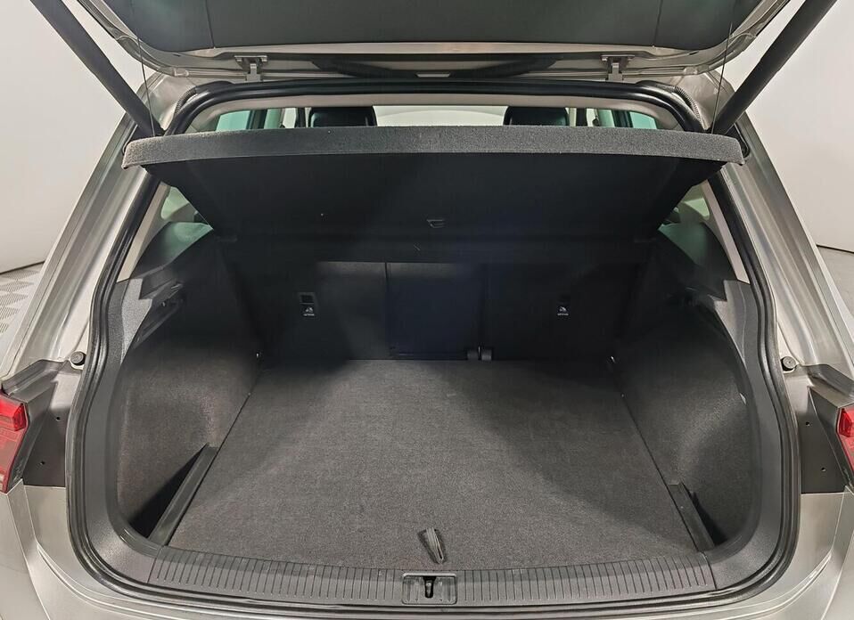 Volkswagen Tiguan, II 2.0d AMT (150 л.с.) 4WD