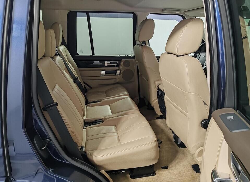 Land Rover Discovery, IV Рестайлинг 3.0d AT (211 л.с.) 4WD
