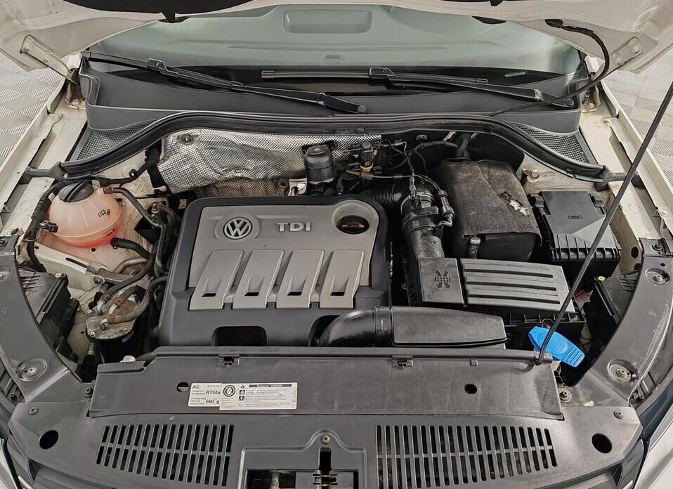 Volkswagen Tiguan 2.0d AT (140 л.с.) 4WD