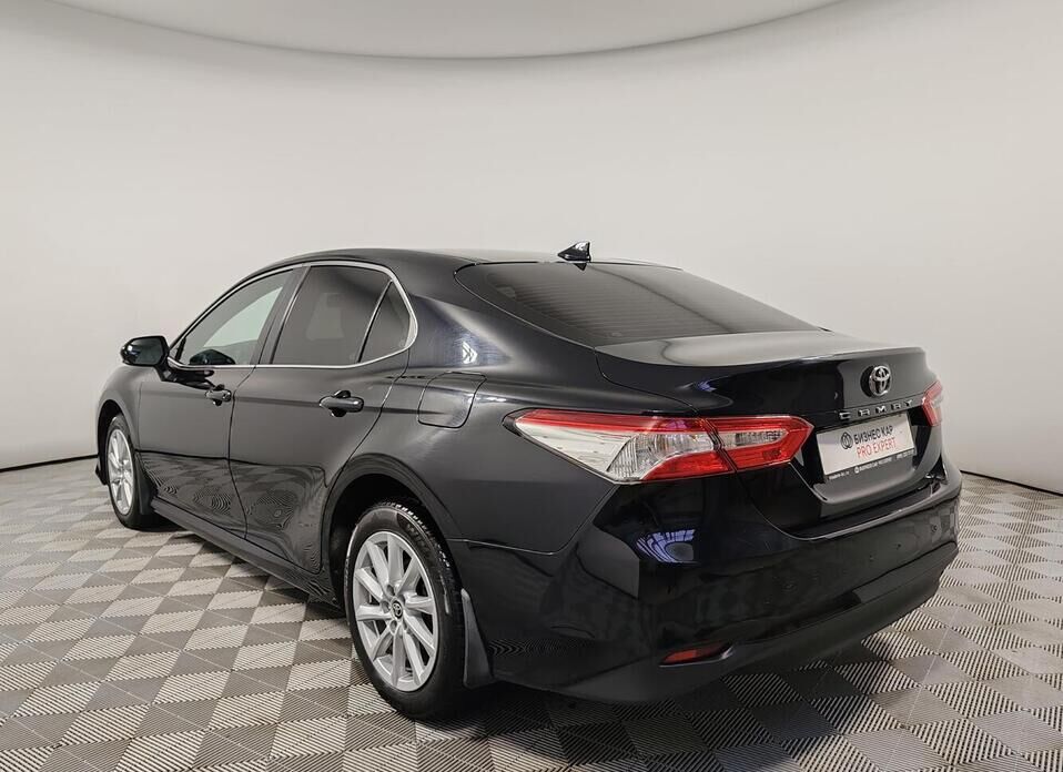 Toyota Camry, VIII (XV70) Рестайлинг 2.0 CVT (150 л.с.)
