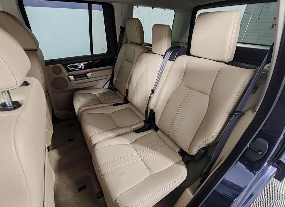 Land Rover Discovery, IV Рестайлинг 3.0d AT (211 л.с.) 4WD