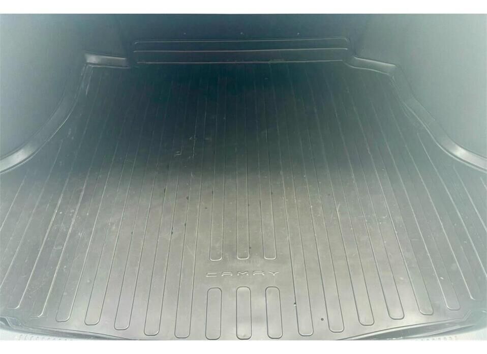 Toyota Camry, VIII (XV70) 3.5 AT (249 л.с.)