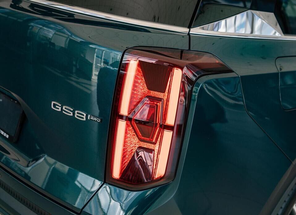 GAC GS8 2.0 AT (231 л.с.) 4WD