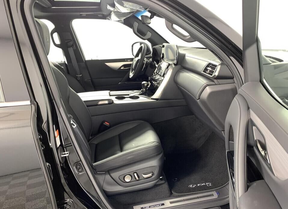 Lexus LX, IV 600 3.5 AT (415 л.с.) 4WD