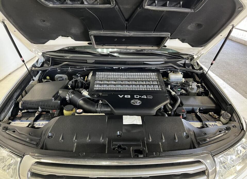 Toyota Land Cruiser 4.5d AT (235 л.с.) 4WD