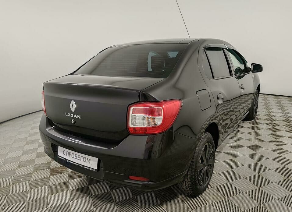 Renault Logan 1.6 MT (82 л.с.)