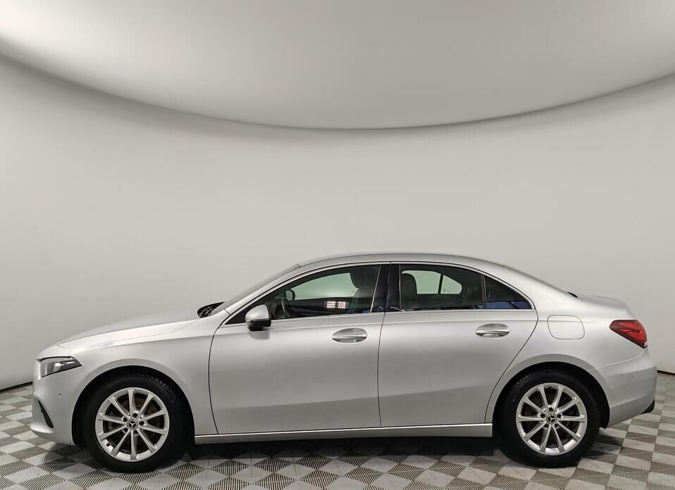 Mercedes-Benz A-Класс, IV (W177) 200 1.3 AMT (150 л.с.)