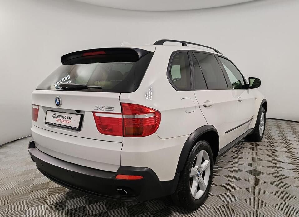 BMW X5, II (E70) 30i 3.0 AT (272 л.с.) 4WD