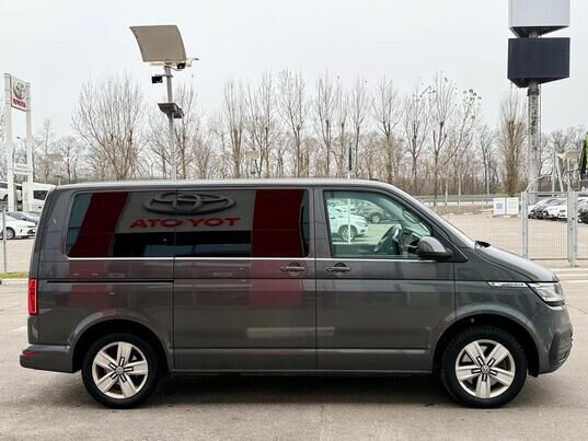 Volkswagen Caravelle, 2020&nbsp;г., 176&nbsp;360&nbsp;км