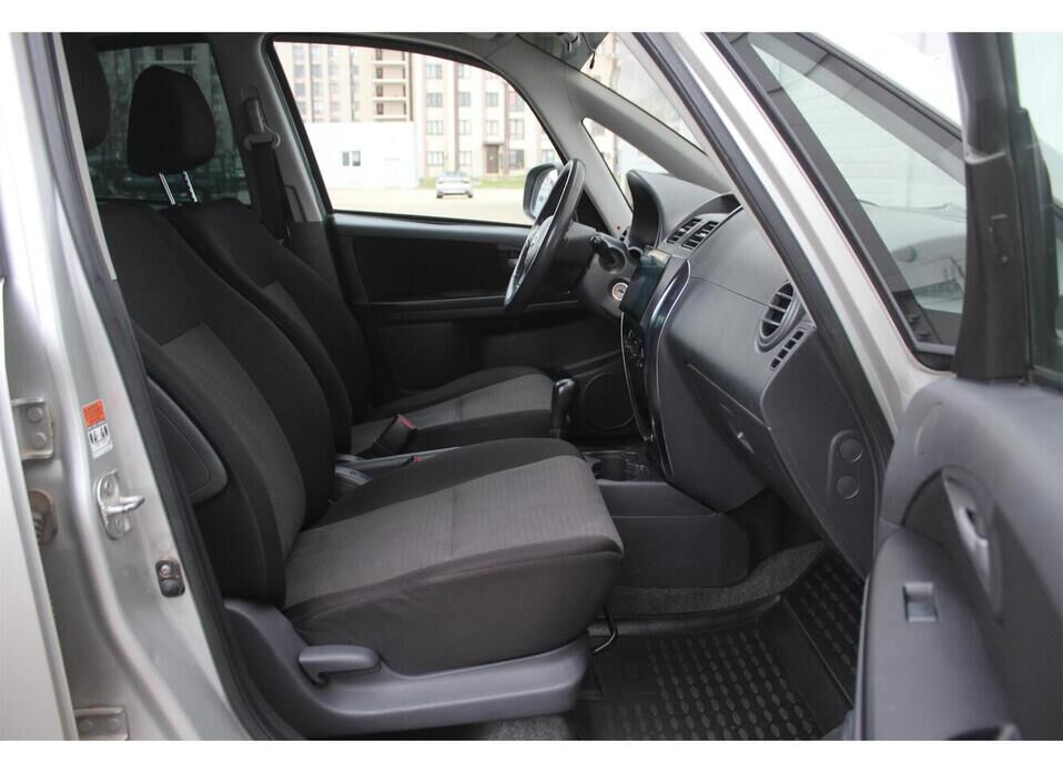 Suzuki SX4, I (Classic) 1.6 AT (106 л.с.)