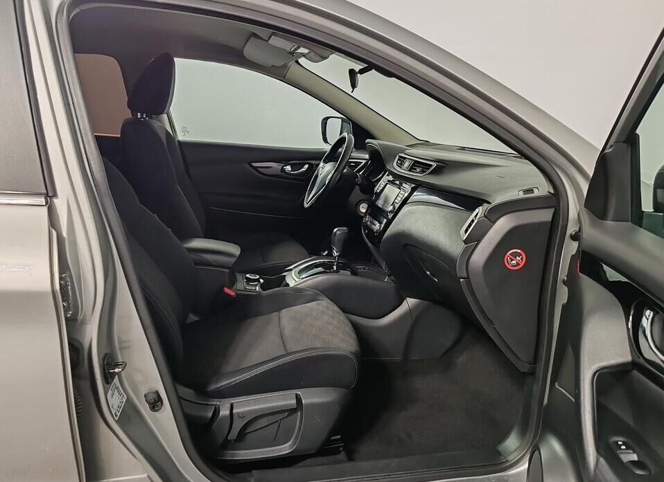 Nissan Qashqai, II 2.0 CVT (144 л.с.) 4WD