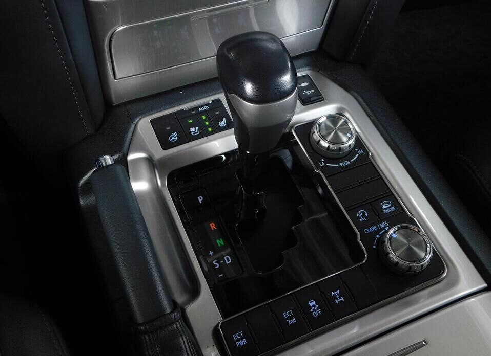 Toyota Land Cruiser 4.5d AT (249 л.с.) 4WD