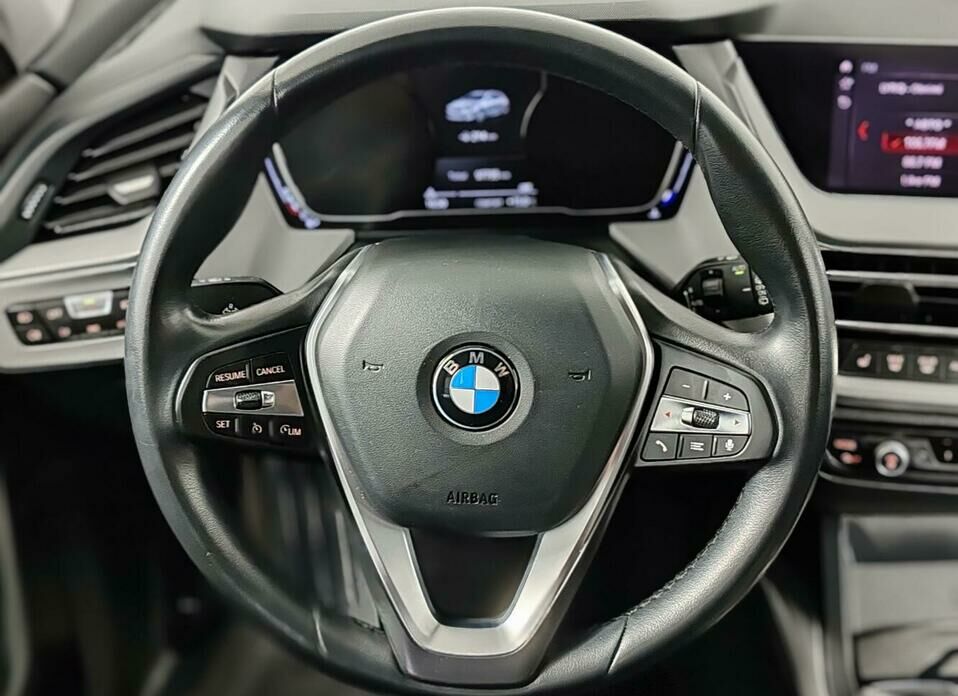 BMW 1 серии 118i 1.5 AMT (140 л.с.)