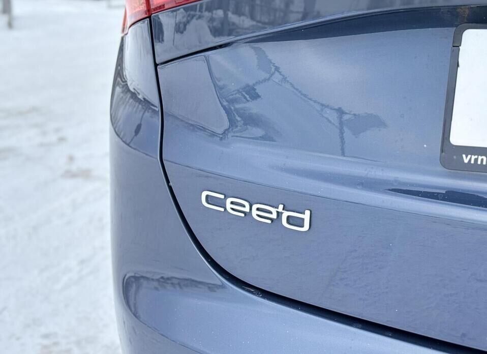 Kia Ceed, II Рестайлинг 1.6 AT (130 л.с.)