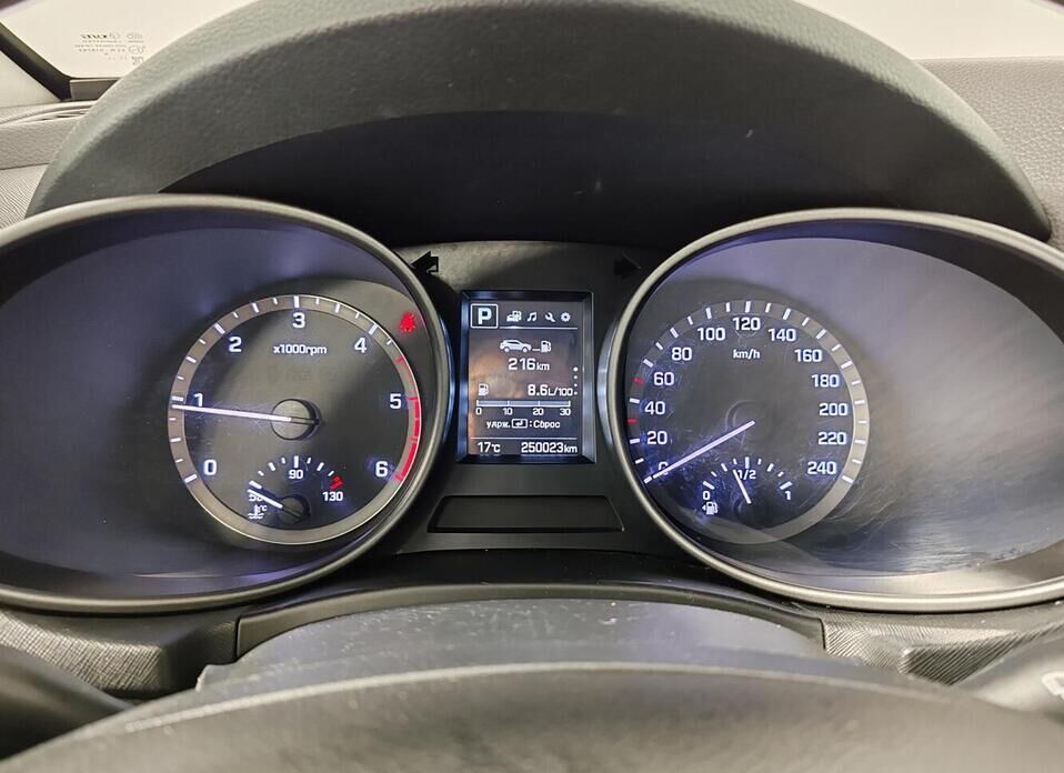 Hyundai Santa Fe 2.2d AT (200 л.с.) 4WD