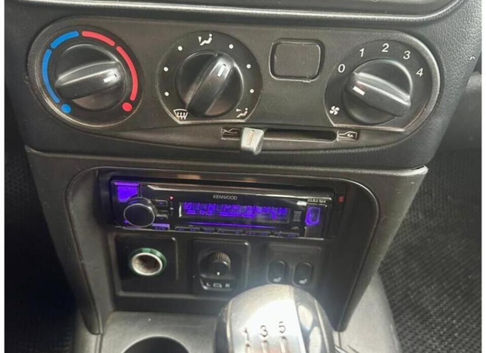 Chevrolet Niva, I Рестайлинг 1.7 MT (80 л.с.) 4WD