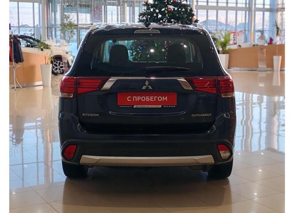 Mitsubishi Outlander, III Рестайлинг 2 2.0 CVT (146 л.с.)