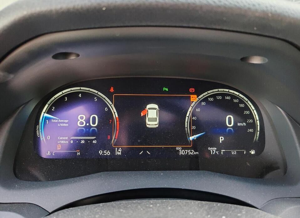 Toyota Camry 2.5 AT (206 л.с.)