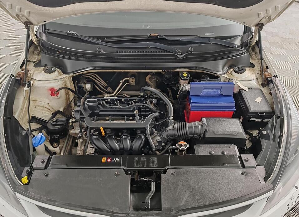 Kia Rio, IV 1.4 AT (100 л.с.)