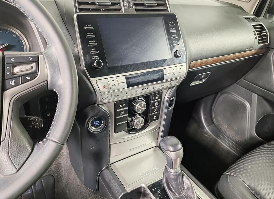 Toyota Land Cruiser Prado, 150 Series Рестайлинг 3 2.8d AT (200 л.с.) 4WD