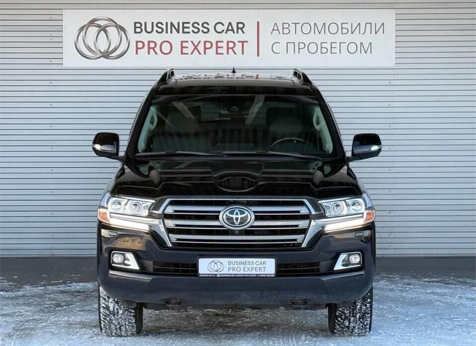Toyota Land Cruiser, 200 Series Рестайлинг 2 4.5d AT (249 л.с.) 4WD