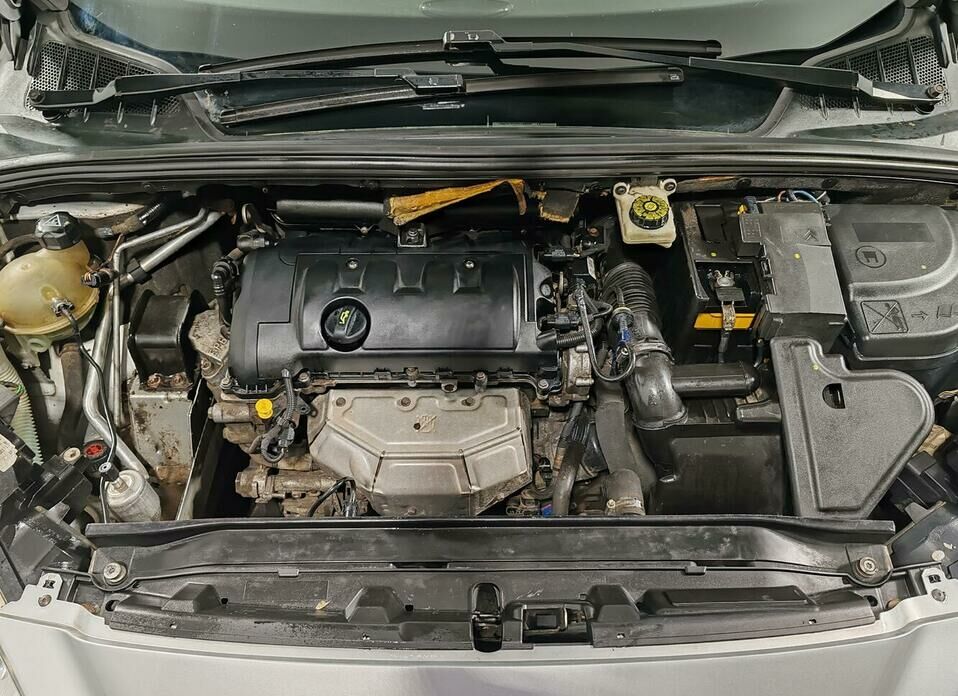 Peugeot 308 1.6 AT (120 л.с.)