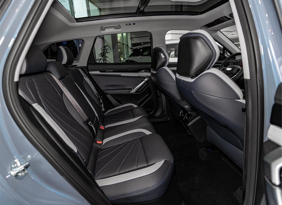 Geely Atlas, II 2.0 AT (200 л.с.) 4WD