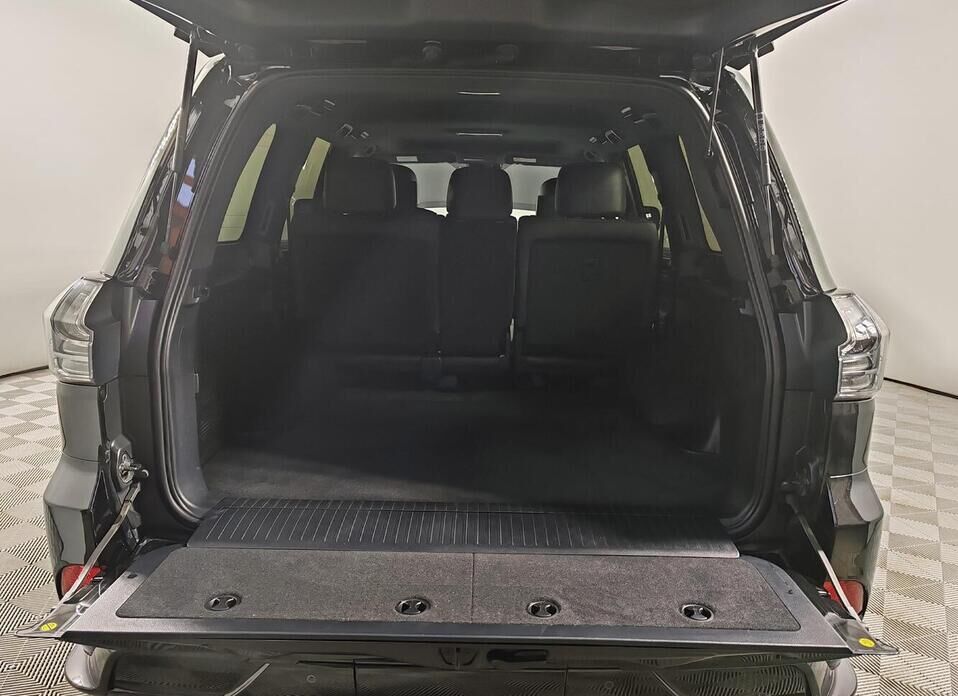 Lexus LX, III Рестайлинг 2 570 5.7 AT (367 л.с.) 4WD