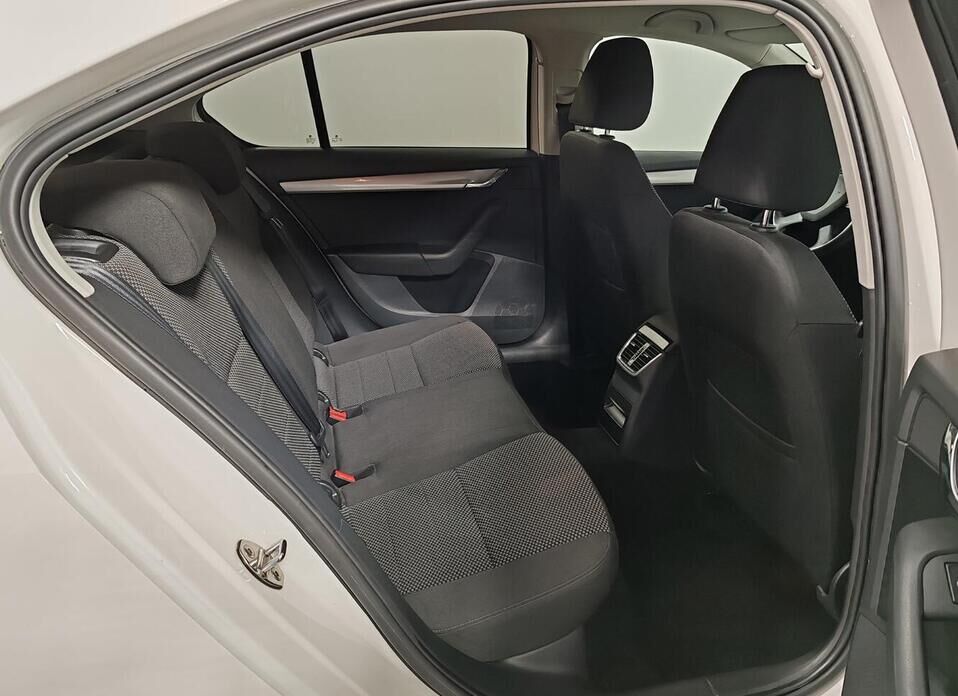 Skoda Octavia 1.4 AMT (140 л.с.)