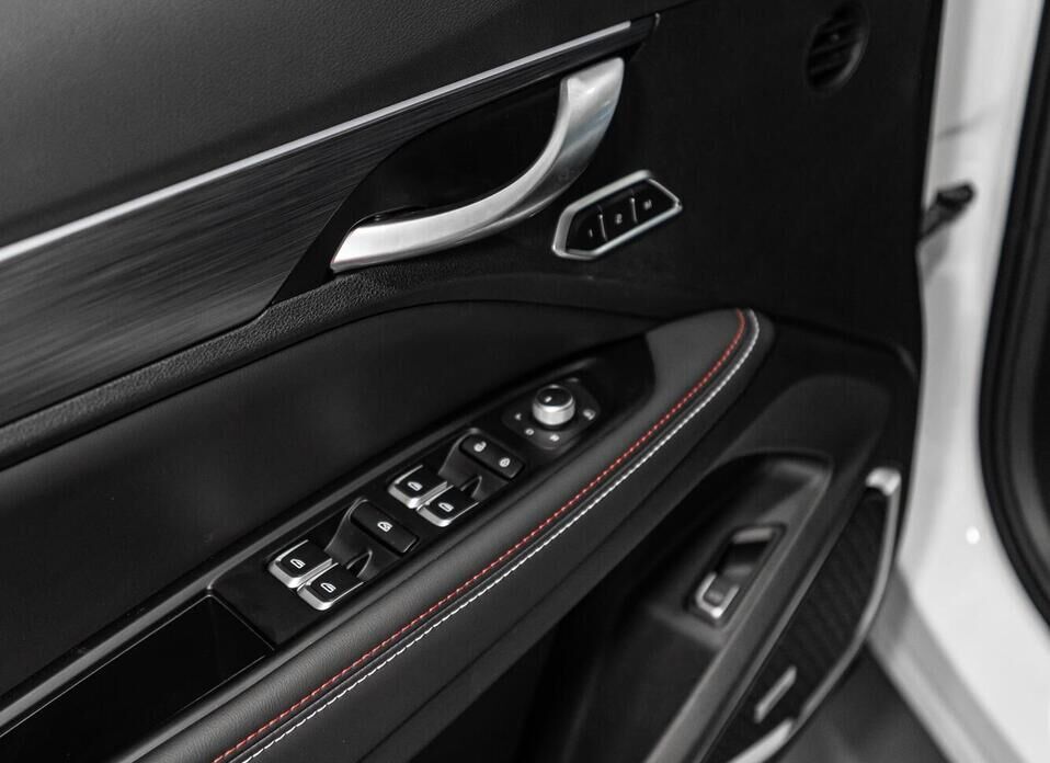 Knewstar 001 2.0 AT (238 л.с.) 4WD