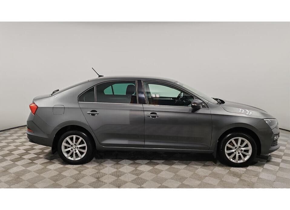 Skoda Rapid 1.6 AT (110 л.с.)