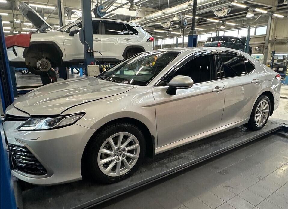 Toyota Camry, VIII (XV70) Рестайлинг 2.5 AT (200 л.с.)