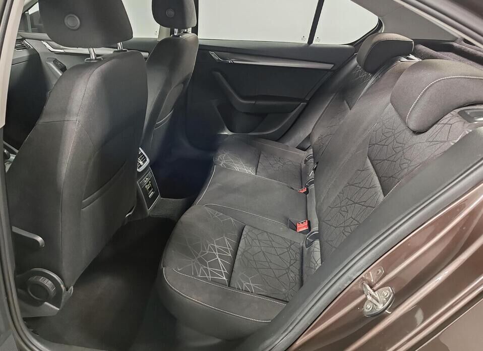 Skoda Octavia, III (A7) Рестайлинг 1.4 AMT (150 л.с.)