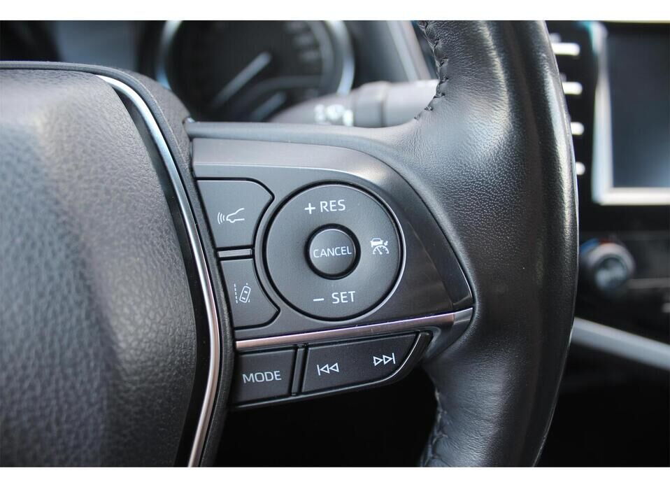 Toyota Camry, VIII (XV70) 2.5 AT (181 л.с.)