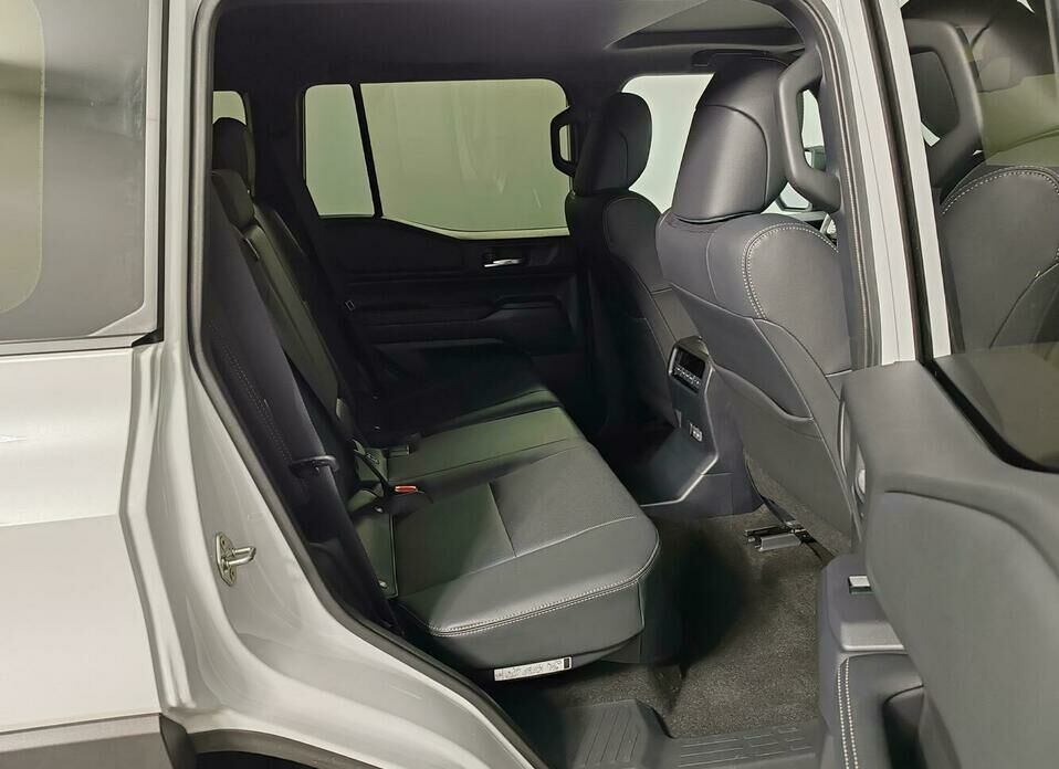 Toyota Land Cruiser Prado 2.8d AT (204 л.с.) 4WD