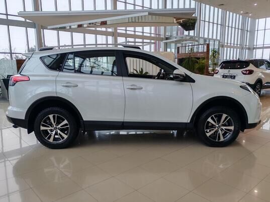 Toyota RAV4, 2018&nbsp;г., 10&nbsp;845&nbsp;км