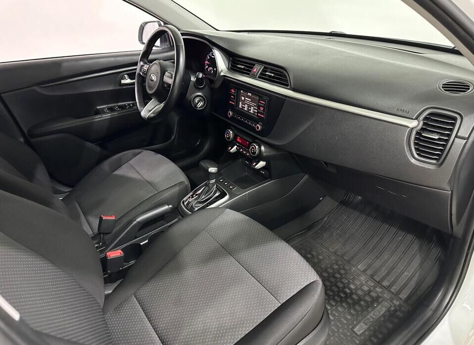 Kia Rio, IV Рестайлинг 1.6 AT (123 л.с.)