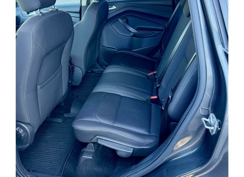 Ford Kuga 2.5 AT (150 л.с.)
