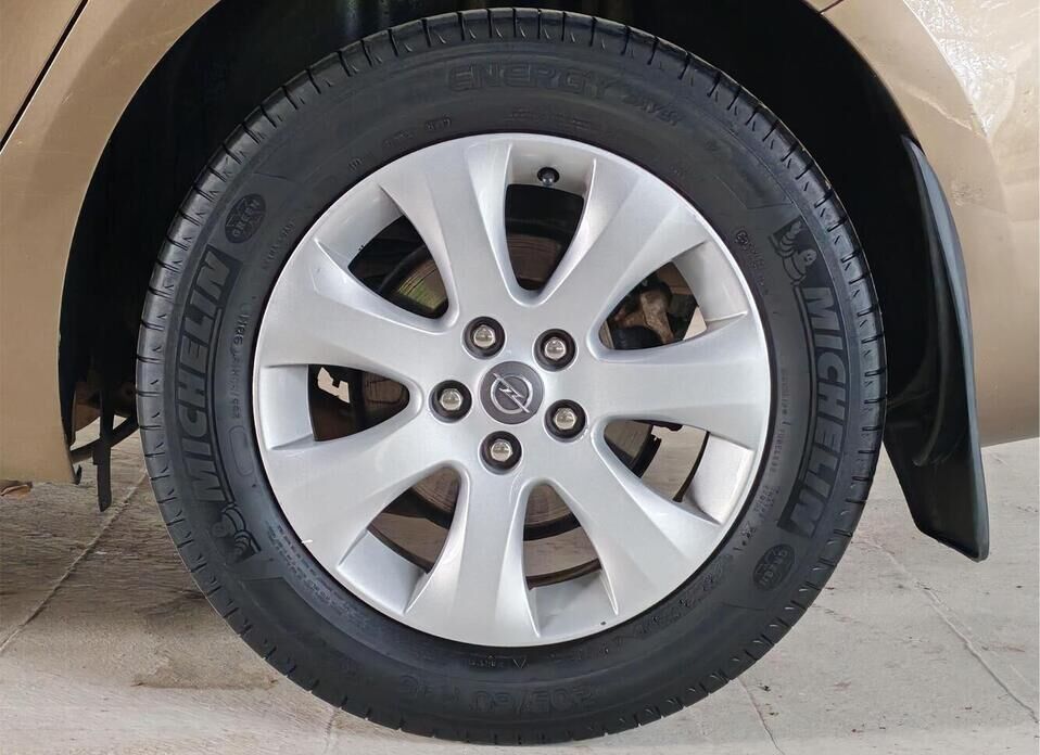 Opel Astra 1.6 MT (115 л.с.)