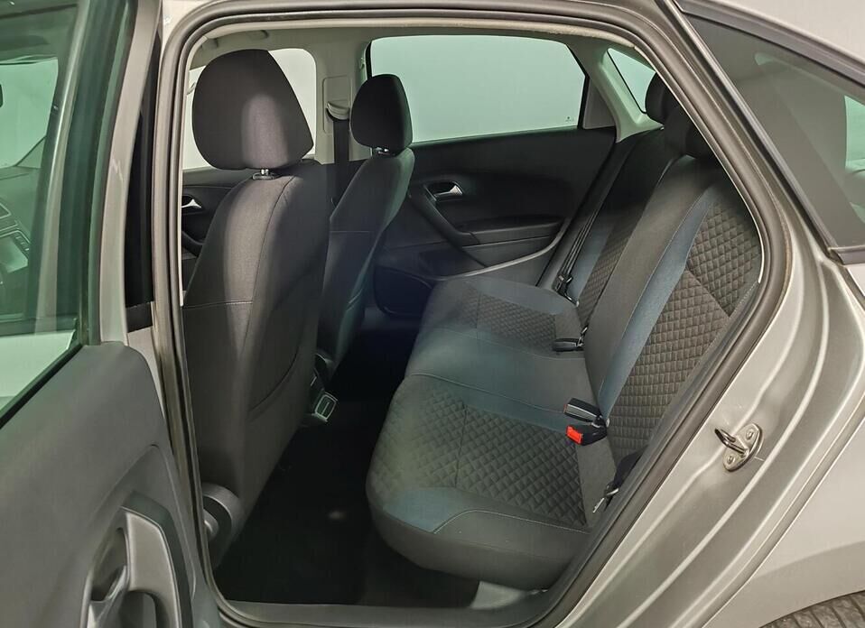 Volkswagen Polo 1.4 AMT (125 л.с.)