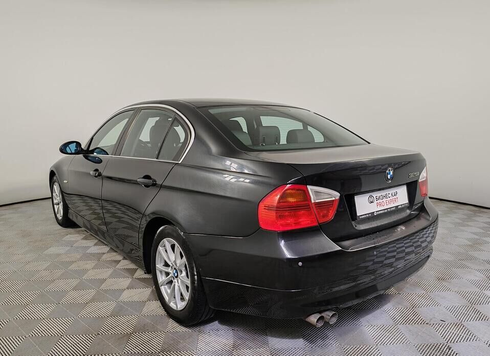 BMW 3 серии 325i 2.5 AT (218 л.с.)