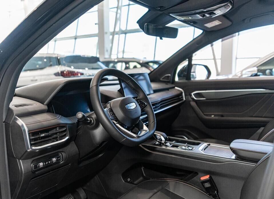 Geely Okavango, I Рестайлинг 2.0 AMT (200 л.с.)