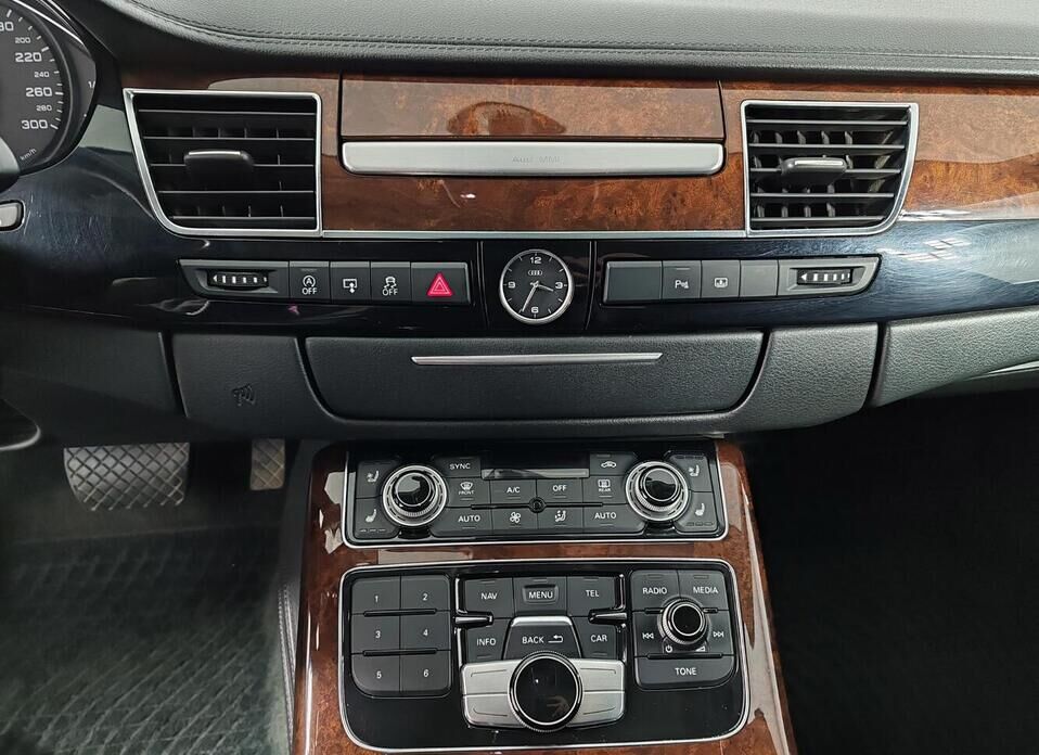 Audi A8 3.0 AT (290 л.с.) 4WD