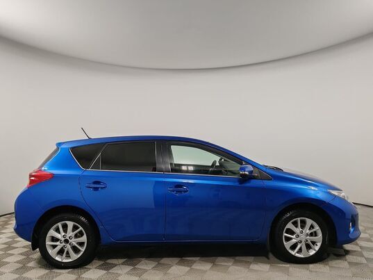 Toyota Auris, 2013&nbsp;г., 146&nbsp;941&nbsp;км