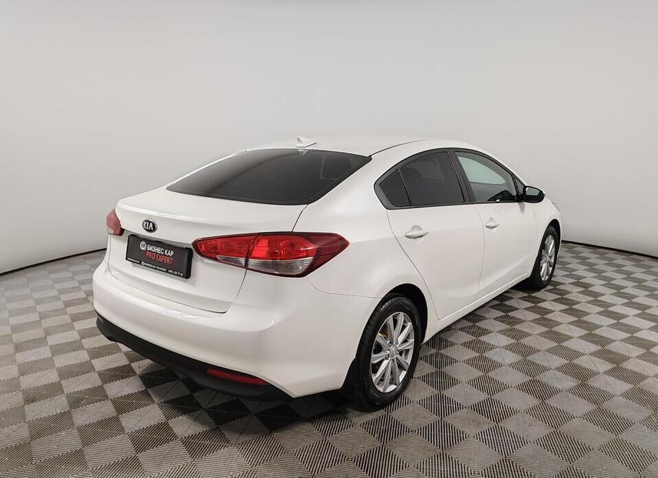 Kia Cerato 1.6 AT (130 л.с.)